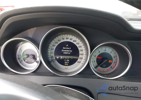 2013 Mercedes-Benz C 300 Sport 4Matic из США, поврежденный, VIN WDDGF8AB0DG144324